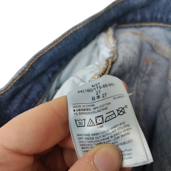 Gap Girlfriend Jeans Mid Rise Size 27 Relaxed Fit Straight Leg Boyfriend Jeans - Picture 11 of 11